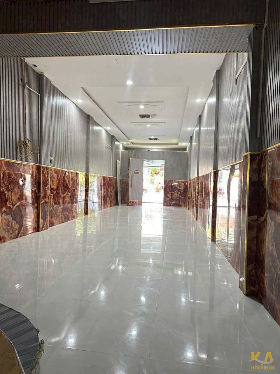 CHO THUÊ NHÀ MẶT TIỀN 1 TRỆT 1 LẦU BÌNH GIÃ - P.8 - 100M - 3PN - GIÁ 13TR/THÁNG