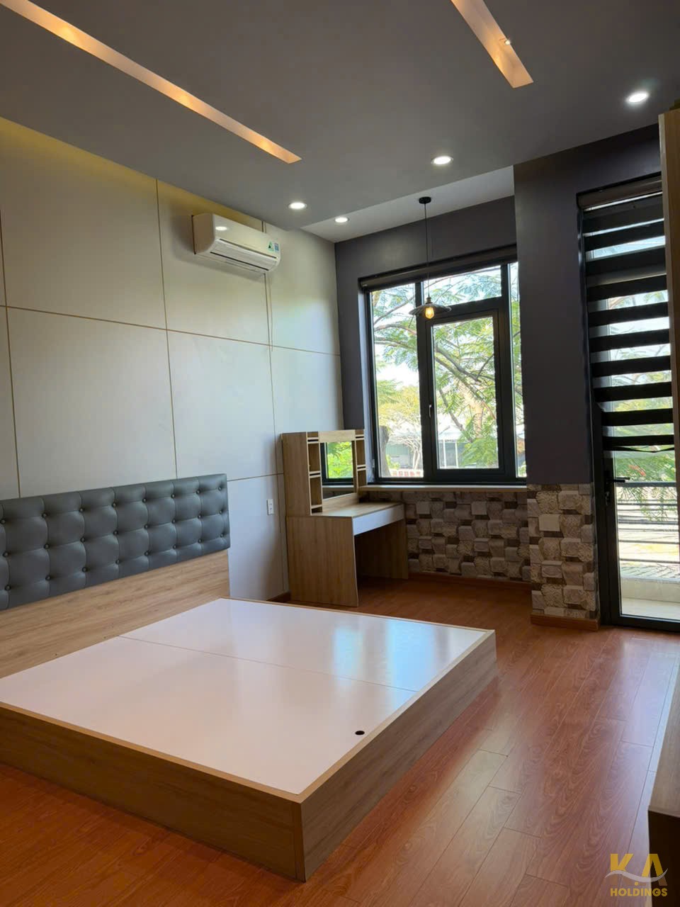 BÁN NHÀ 1 TRỆT 2 LẦU NGUYỄN THIỆN THUẬT - P. THẮNG NHẤT - 62M (4x15m) - MẶT TIỀN ĐƯỜNG RỘNG - TÂY BẮC - GIÁ 8,5 TỶ (TL)