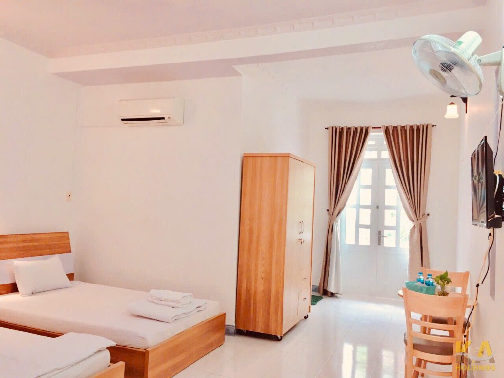BÁN NHÀ 1 TRỆT 2 LẦU 1 TUM MẶT TIỀN ĐƯỜNG BÀU SEN 2 - P.2 - 85M (5x17M) - ĐANG LÀM HOMESTAY - GIÁ 12 TỶ (TL)