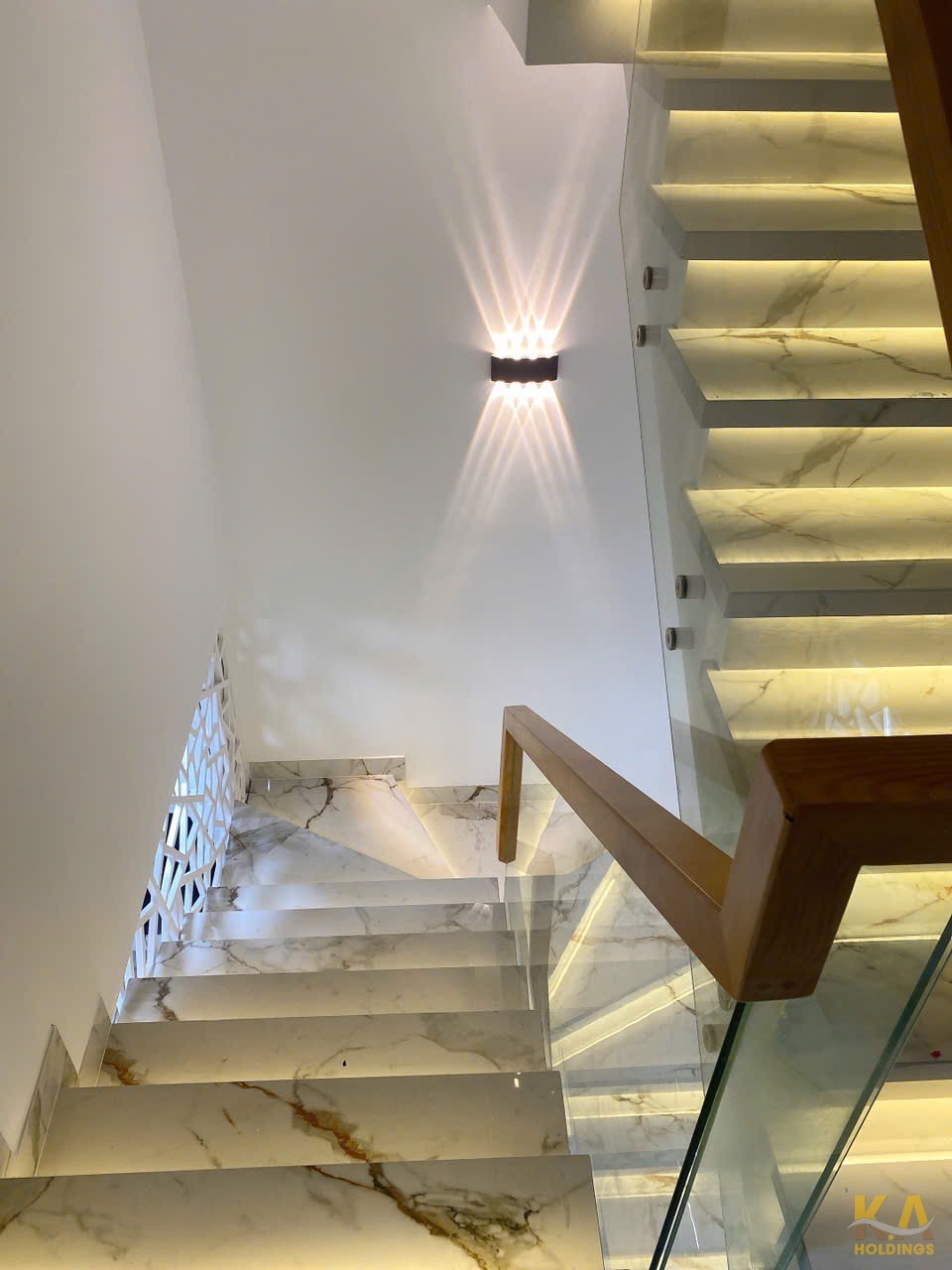 BÁN NHÀ MỚI 1 TRỆT 2 LẦU ĐƯỜNG BÌNH GIÃ - P.8 - CĂN GÓC 2 MT - 117.6M (4x22) - HOÀN CÔNG - ĐÔNG NAM - GIÁ 10.5 TỶ (TL)