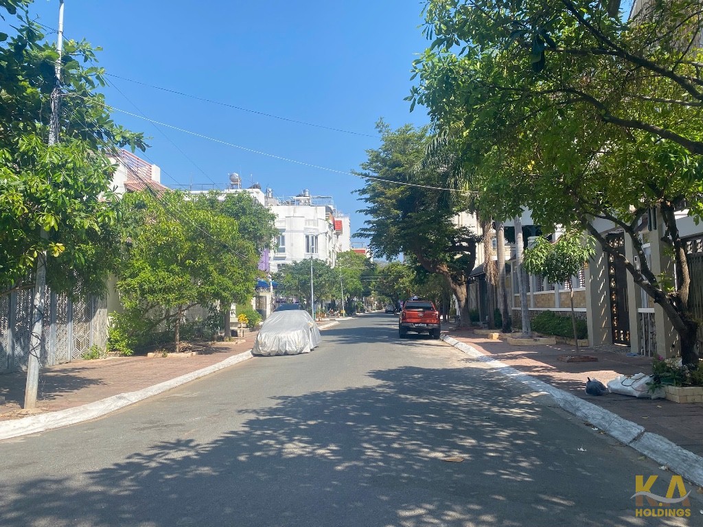 BÁN LÔ ĐẤT BIỆT THỰ MẶT TIỀN Á CHÂU - P.2 - LÔ GÓC - 256M - ĐƯỜNG 10M - FULL THỔ CƯ - GIÁ 28 TỶ