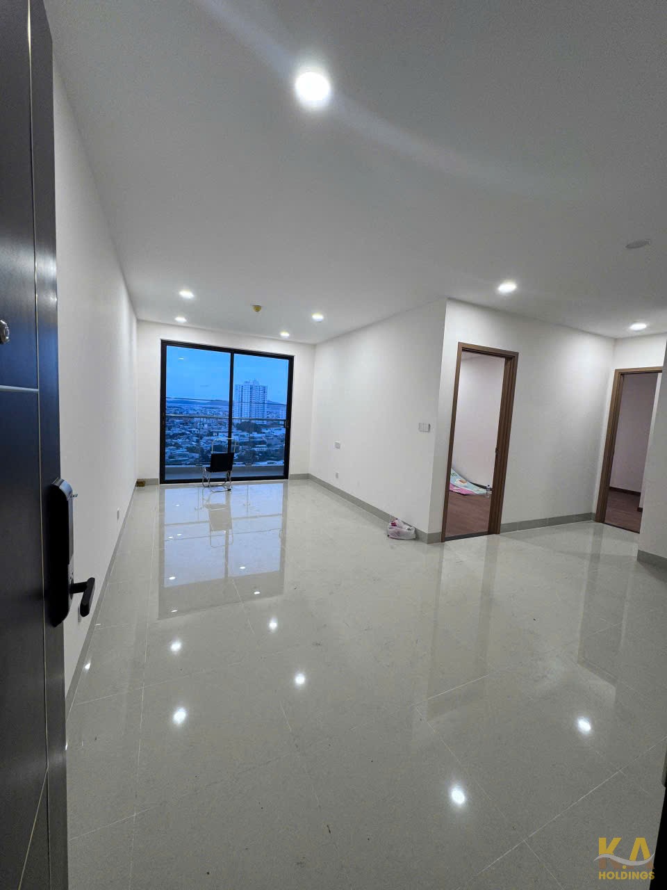 BÁN CĂN HỘ CENTREE POINT - 76M - 2PN 2WC - TẦNG TRUNG -  NỘI THẤT CĐT - GIÁ 4,1 TỶ