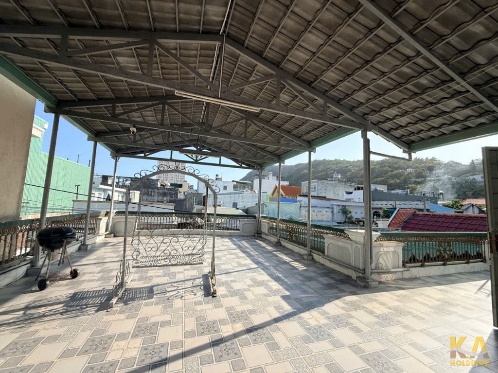 BÁN NHÀ 1 TRỆT 1 LẦU ĐƯỜNG LÊ LỢI - P.THẮNG NHÌ - 175,6M (6,3x16,8) - HẺM OTO - SÂN ĐẬU OTO - GIÁ 10,5 TỶ