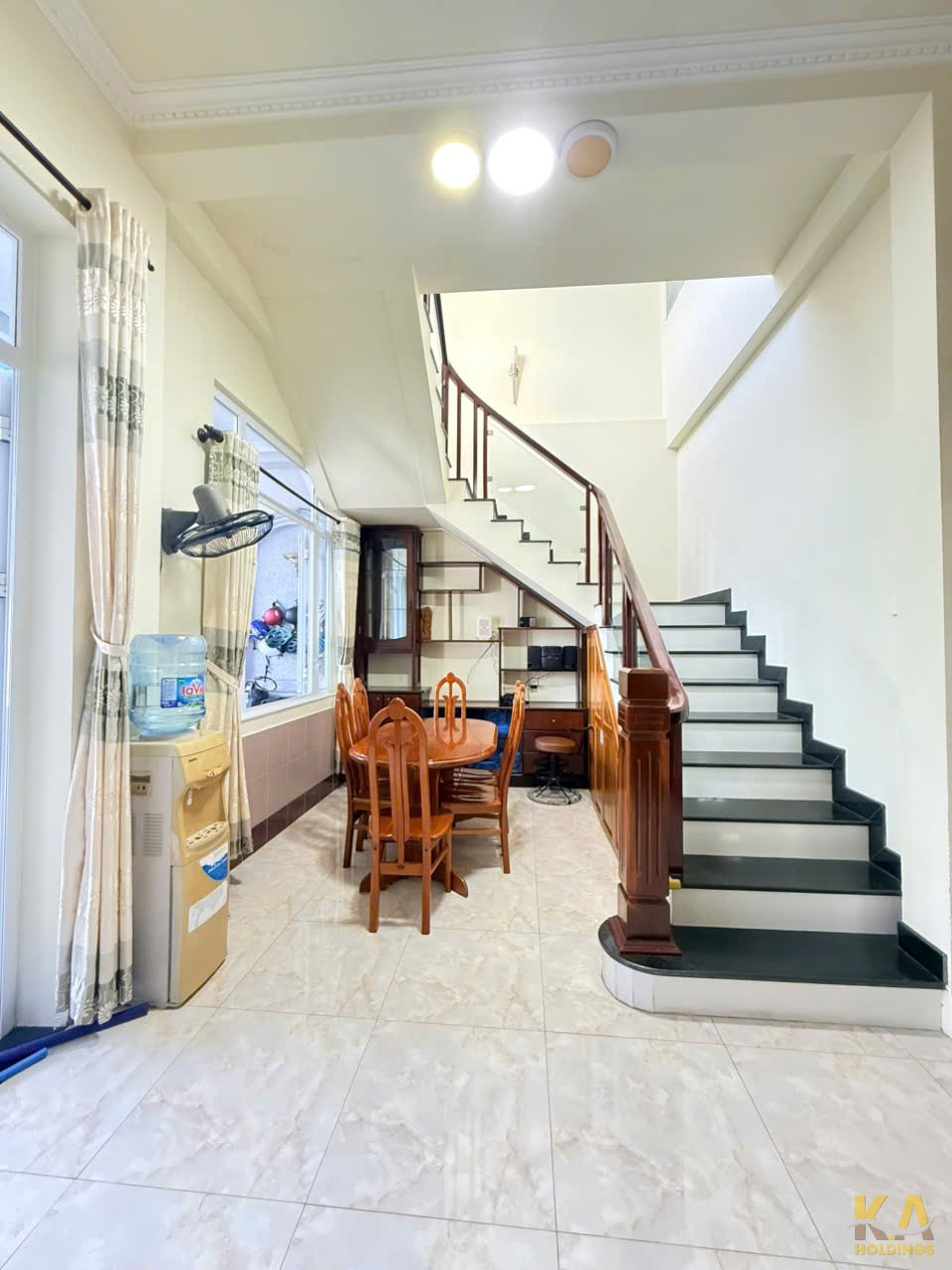 BÁN NHÀ 1 TRỆT 1 LẦU ĐƯỜNG LÊ LỢI - P.THẮNG NHÌ - 175,6M (6,3x16,8) - HẺM OTO - SÂN ĐẬU OTO - GIÁ 10,5 TỶ