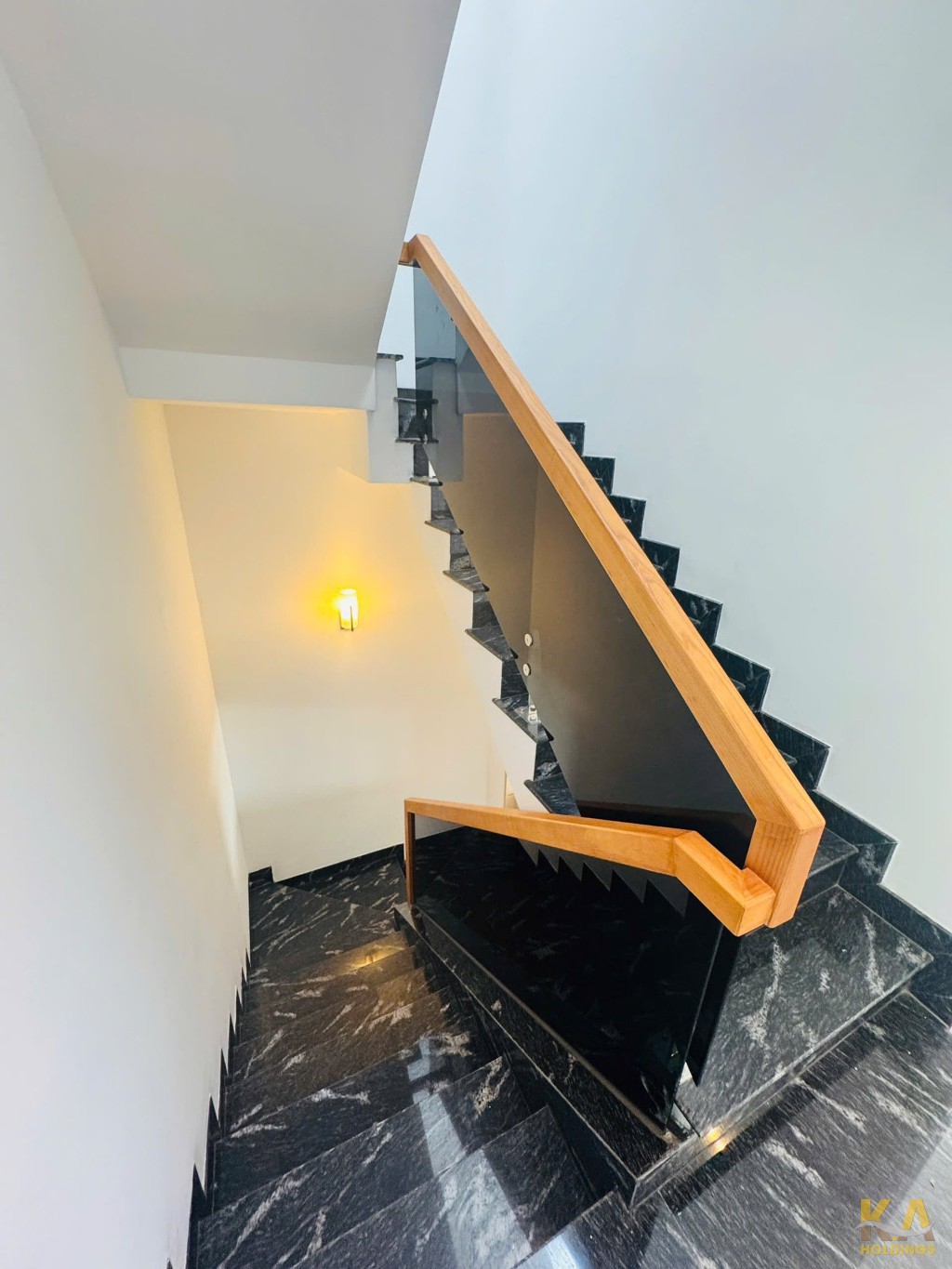 Nhà 1 Trệt 2 Lầu Mới 100% –  Hẻm Oto Nam Kỳ , P. Vũng Tàu – 62m²  – Garage Ô Tô – Giá 8,6 Tỷ