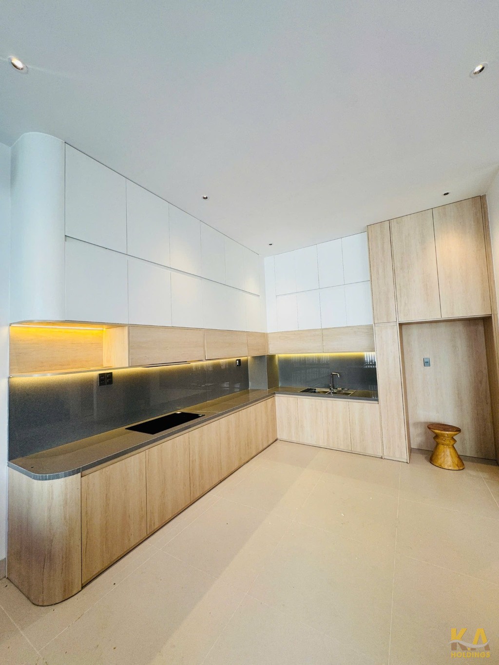 Nhà 1 Trệt 2 Lầu Mới 100% –  Hẻm Oto Nam Kỳ , P. Vũng Tàu – 62m²  – Garage Ô Tô – Giá 8,6 Tỷ