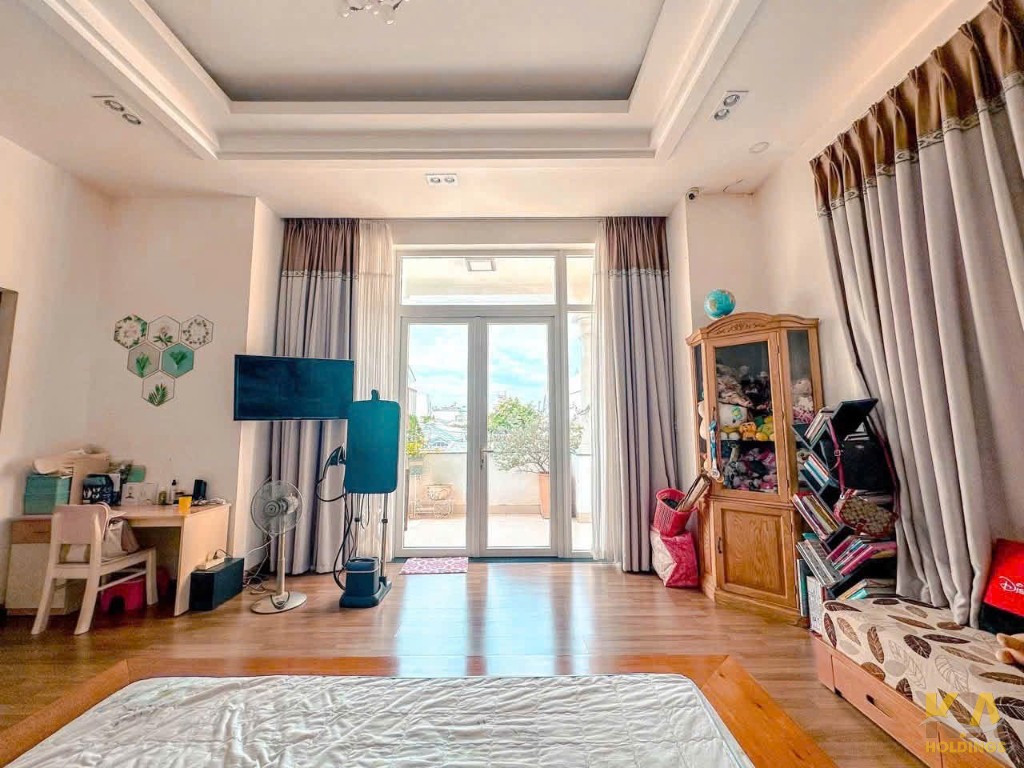 CHO THUÊ BIỆT THỰ TRẦN HUY LIỆU - 8X18M - 20 TRIỆU/THÁNG - NHÀ ĐÃ SƠN SỬA MỚI