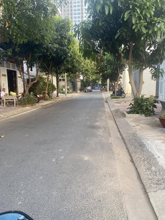 Biệt thự kđt chí linh vũng tàu (khu seaview- 18 tầng)_237,7m_14x17m_ tb_ giá 20,7 tỷ