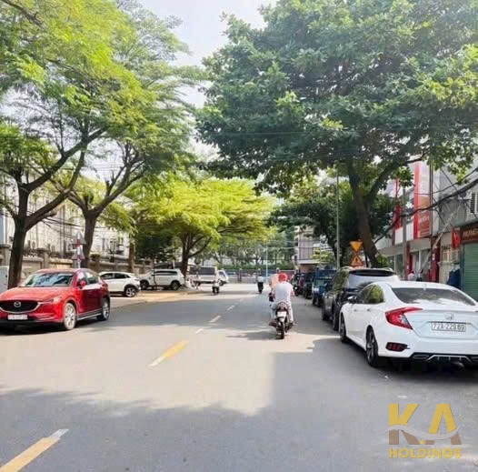Bán Nhà 1 Trệt 2 Lầu MT Thanh Tịnh, KĐT Chí Linh- P. Rạch Dừa -  Vũng Tàu - 72M2  KT(4.5 x 16)M - TB- Giá: 13.9 Tỷ