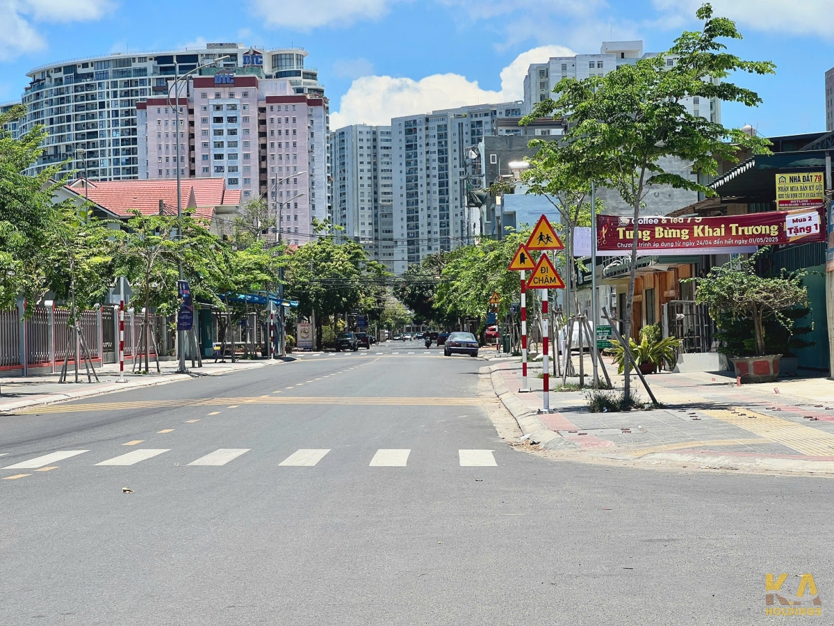 BÁN NHÀ NGHỈ GÓC – KĐT CHÍ LINH, P. RẠCH DỪA – 81M² (5.2x18M) – 1 TRỆT 3 LẦU 1 TUM – HƯỚNG TN & TB – ĐƯỜNG 13M – GIÁ 14.5 TỶ TL