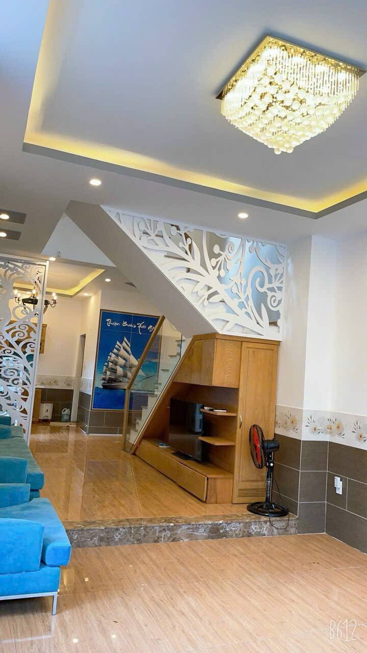 Bán Nhà (Căn Góc) 1 Trệt 2 Lầu hẻm 8M ÔTô HTCC, Phường 8,  Vũng Tàu - 82M2 (6.1x14.3)M - TN- Giá: 7,5 Tỷ