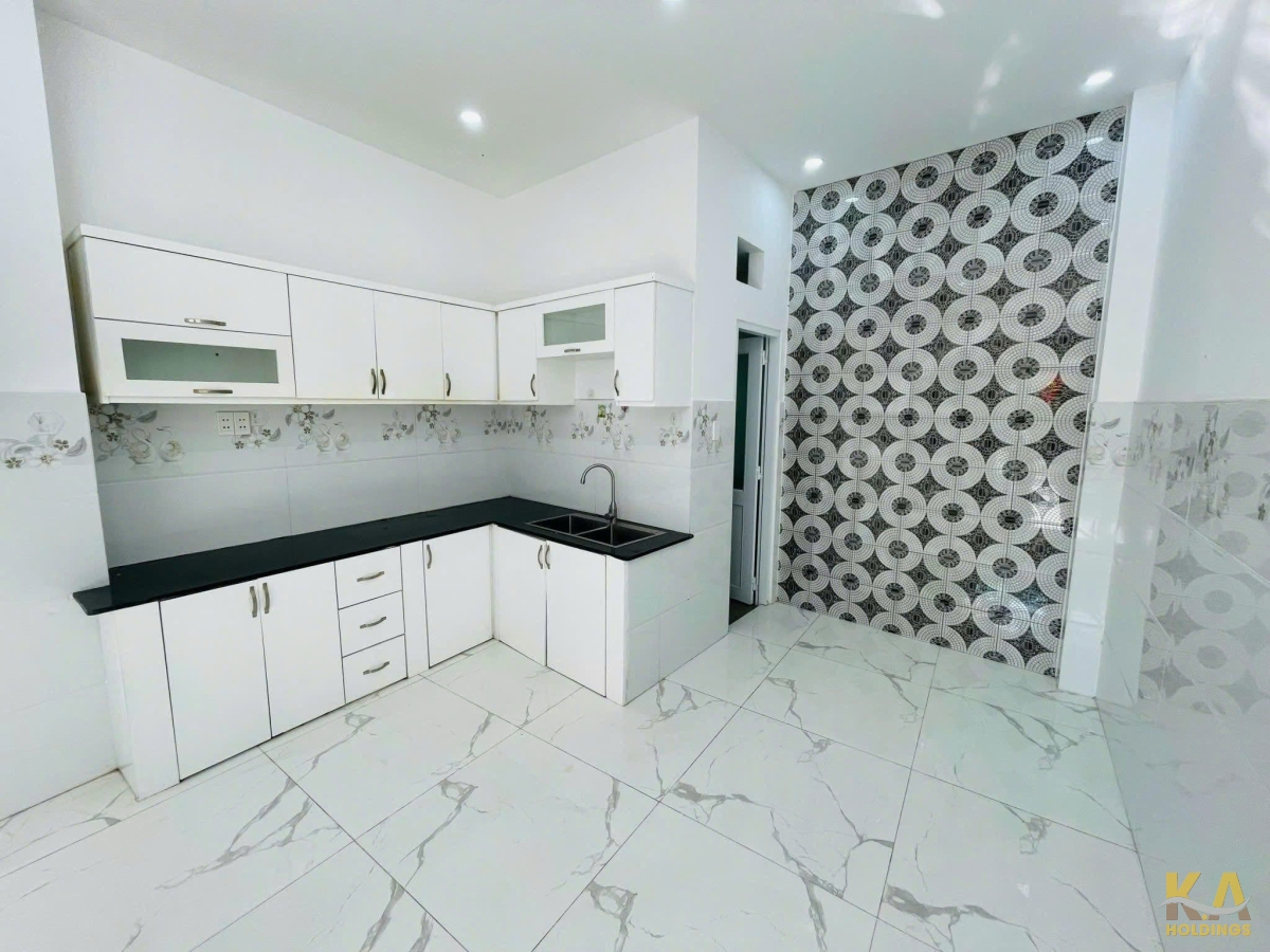 BÁN NHÀ 1 TRỆT 2 LẦU ĐƯỜNG NGUYỄN KIM - HẺM OTO NHỎ - TÂY NAM - 44M (4x11) - GIÁ 4,5 TỶ (TL)