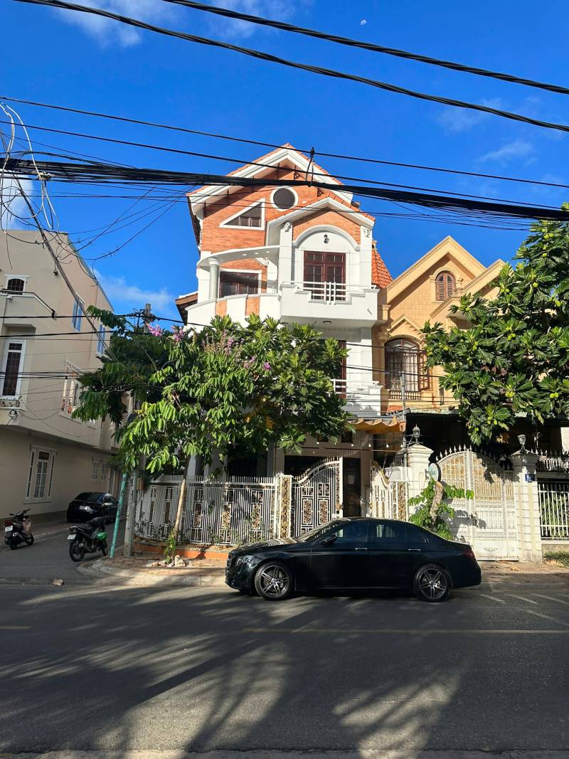 Bán nhà (Căn Góc) Mặt Tiền Đường Phan Chu Trinh - Phường 2 - TP Vũng Tàu_ 147,7M_ 7,1x21M_ Giá 28 tỷ