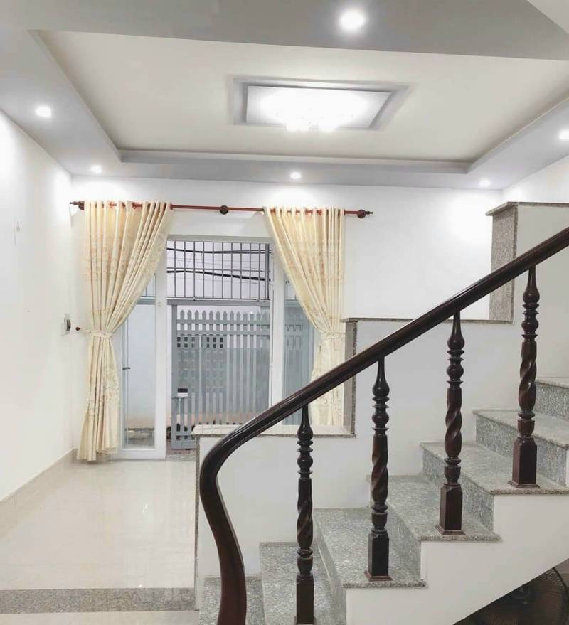 Bán nhà 1 trệt 1 lầu đường 30/4 p.rạch dừa, tp.vũng tàu_69m_5x14m_tn_g.iá 3.5 tỷ