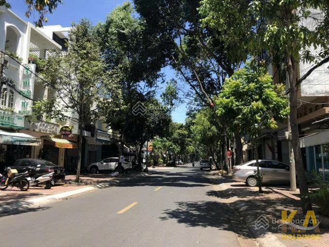 BÁN ĐẤT MT HOÀNG VĂN THÁI, PHƯỜNG TAM THẮNG, VŨNG TÀU - 85M2  KT(5x 17)M - TN  - Giá  8.2 Tỷ