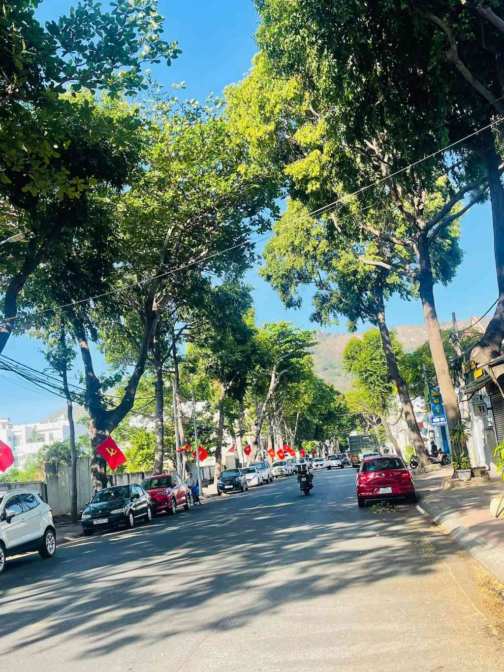 Bán Nhà 1T 1L 1 Tum  MT Phạm Hồng Thái, P7, TP Vũng Tàu- Hoàn Công - 49.2M2 (3x16.5)M - Giá: 7.5 Tỷ (TL)