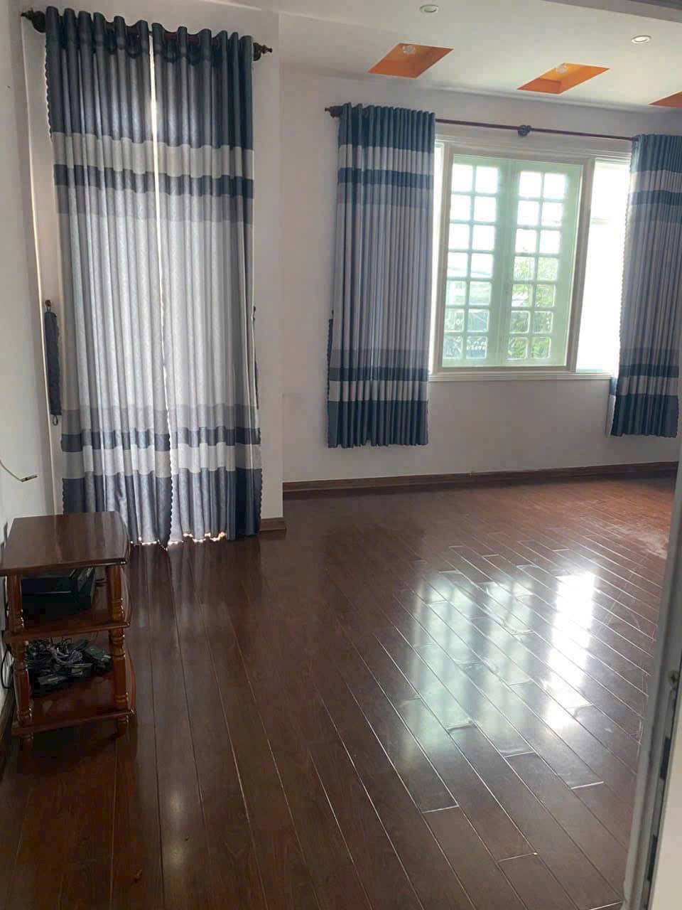 Bán Nhà MT đường 30/4, P12, TP Vũng Tàu - 102M2 (6.32x15.3)M - Giá: 13 Tỷ (TL)
