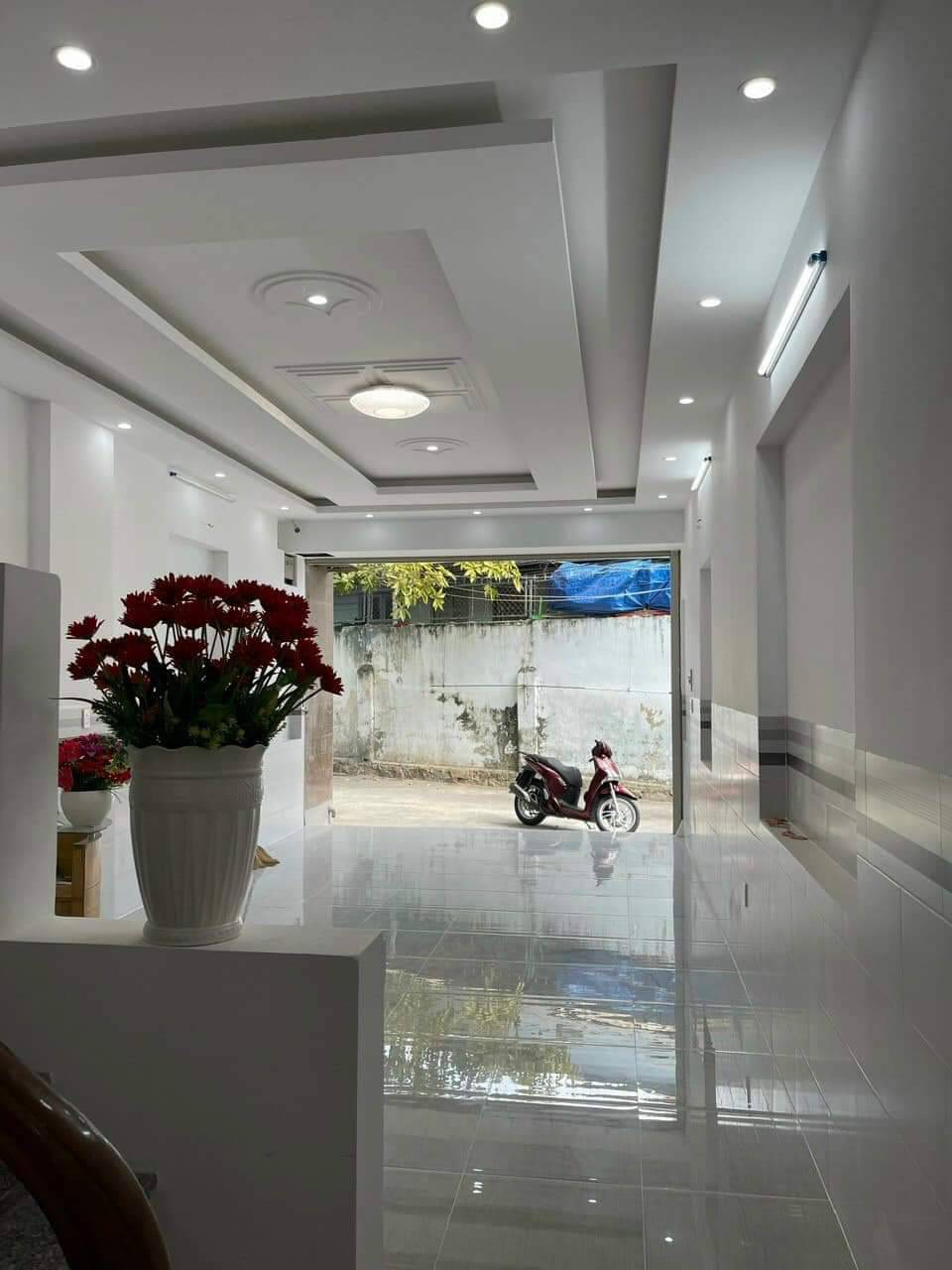 Cần bán nhà 1 trệt 2 lầu hẻm đường hoàng hoa thám, p2, tpvt_75m_ 5x15m _ giá 7.6 tỷ