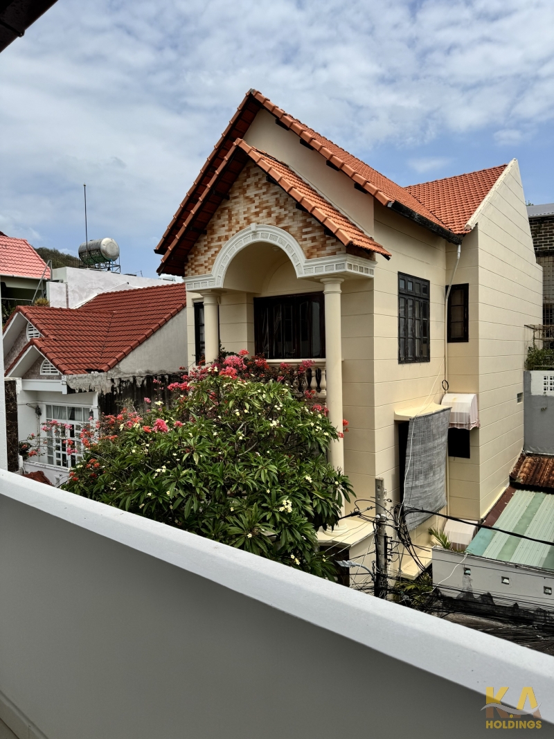 BÁN NHÀ 1 TRỆT 2 LẦU ĐƯỜNG LẠC LONG QUÂN – PHƯỜNG VŨNG TÀU, TP.HCM, 95.6M (4.6x21)M, B, GIÁ 9.5 TỶ