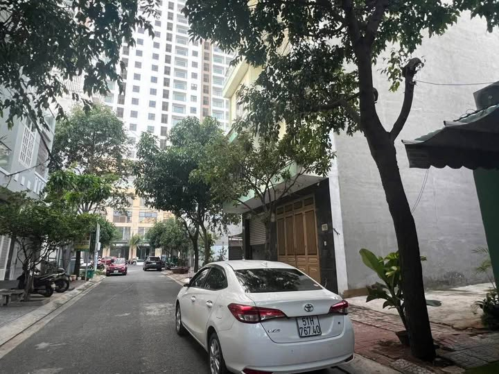 BÁN ĐẤT KĐT CHÍ LINH - 72M (4,5x16) - ĐÔNG NAM - ĐƯỜNG 11M - GIÁ 7,8 TỶ (TL)