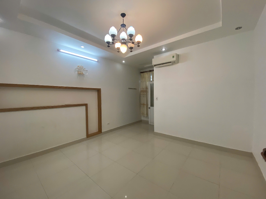 CHO THUÊ NHÀ 1 TRỆT 2 LẦU MẶT TIỀN  KĐT CHÍ LINH - 72M (4,5x16) - GIÁ 12 TRIỆU/ THÁNG
