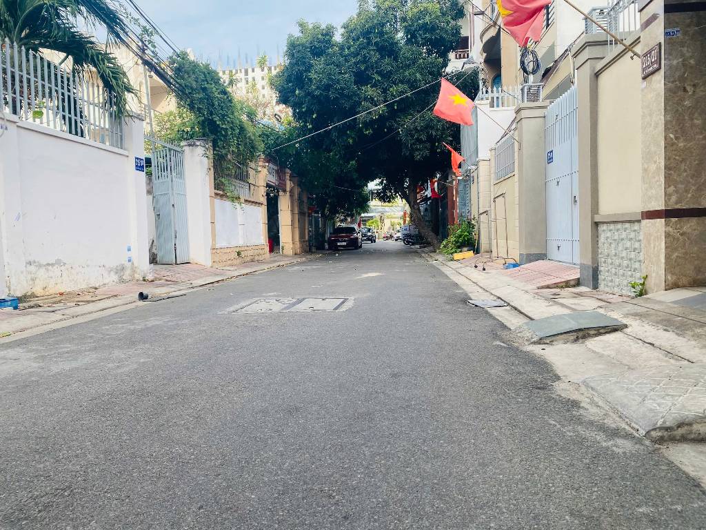 Bán Nhà 1T 2L  Hẻm 215/ Xô Viết Nghệ Tĩnh, P2, TP Vũng Tàu- Hoàn Công - 53.3M2 (4x13.3)M - Giá: 7.5 Tỷ (TL)