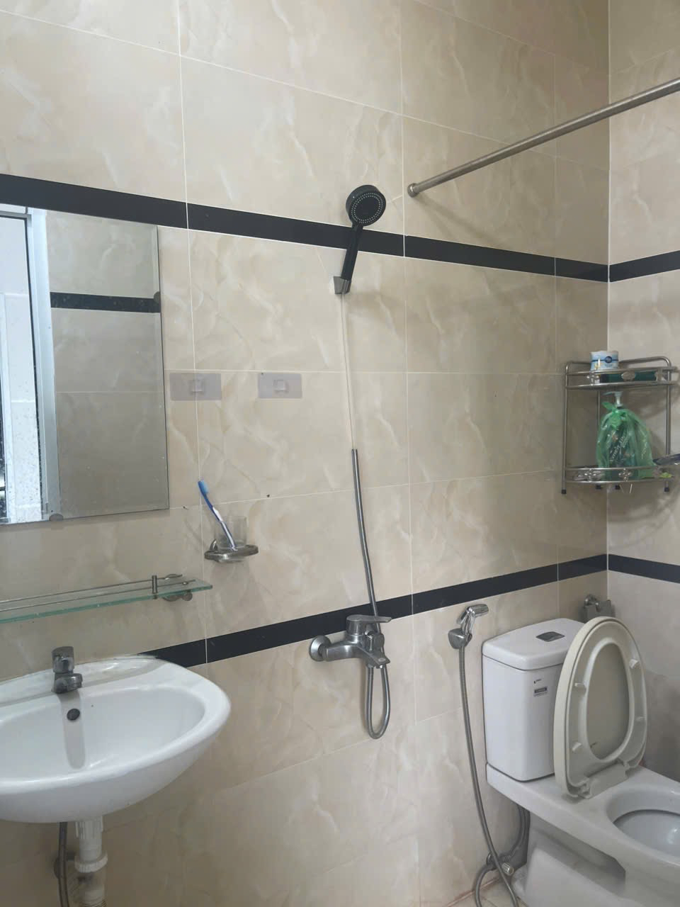 🏡 CHO THUÊ NHÀ NGUYÊN CĂN  1 T 2 L – HẺM LÊ HỒNG PHONG, PHƯỜNG TAM THẮNG, TP.HCM (KHU VỰC TÀU CŨ)