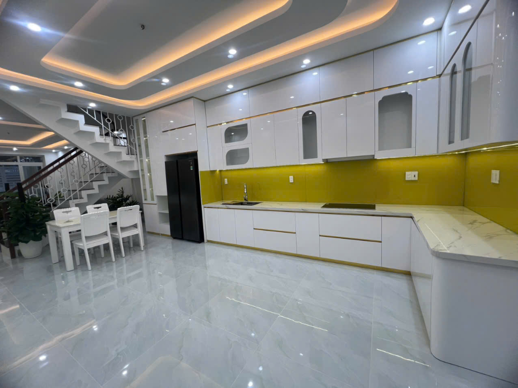 CHO THUÊ NHÀ MẶT TIỀN NGUYỄN THIỆN THUẬT – P. THẮNG NHẤT, VŨNG TÀU - GIÁ 14 TRIỆU/THÁNG