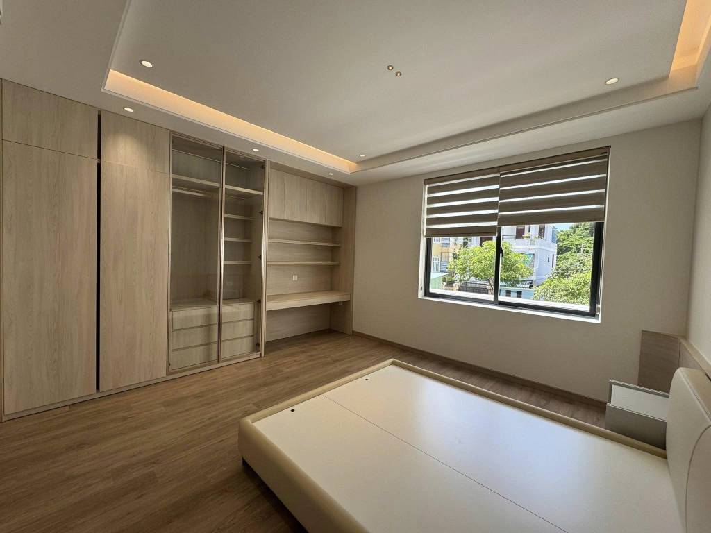 Bán Nhà 1 Trệt 2 Lầu Đường Nguyễn Thị Minh Khai, P. Tam Thắng, Vũng Tàu - 85M2  KT(5 x 17)M - TB- Giá: 12.5 Tỷ