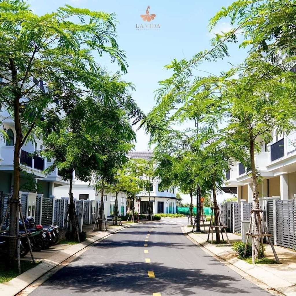 Bán Nhà Liền Kề KDC LAVIDA (Căn góc mảng xanh) , Phường 12 - DT: 88.4M2 (5.2x17)M - TB - Giá: 7.8 Tỷ