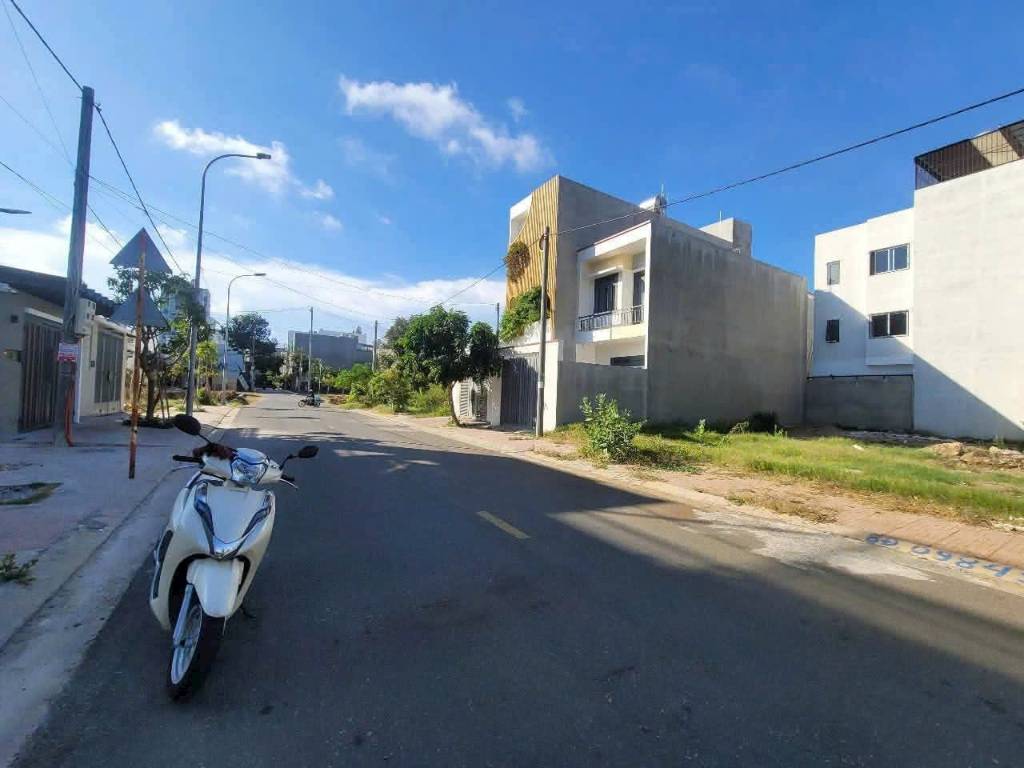 Bán Đất TĐC 1.65Ha , P. Rạch Dừa  - Vũng Tàu - 77.2M2  KT(5.33 x 16)M - ĐN&TN - Giá: 7.8 Tỷ
