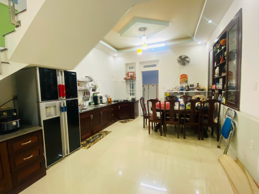 Bán Nhà 1 Trệt 2 Lầu MT Thanh Tịnh, KĐT Chí Linh- P. Rạch Dừa -  Vũng Tàu - 72M2  KT(4.5 x 16)M - TB- Giá: 13.9 Tỷ