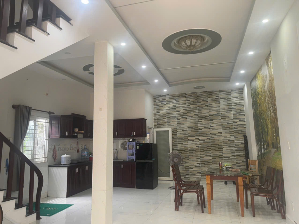 🏡 CHO THUÊ NHÀ NGUYÊN CĂN  1 T 2 L – HẺM LÊ HỒNG PHONG, PHƯỜNG TAM THẮNG, TP.HCM (KHU VỰC TÀU CŨ)