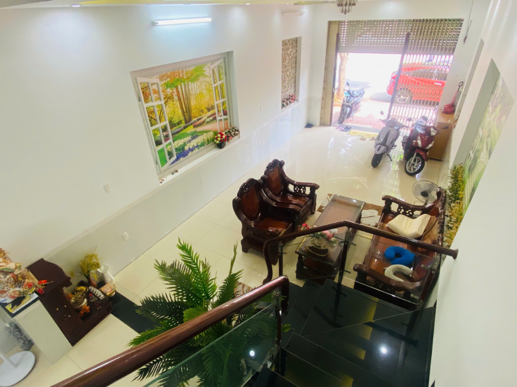 Bán Nhà 1 Trệt 2 Lầu MT Thanh Tịnh, KĐT Chí Linh- P. Rạch Dừa -  Vũng Tàu - 72M2  KT(4.5 x 16)M - TB- Giá: 13.9 Tỷ