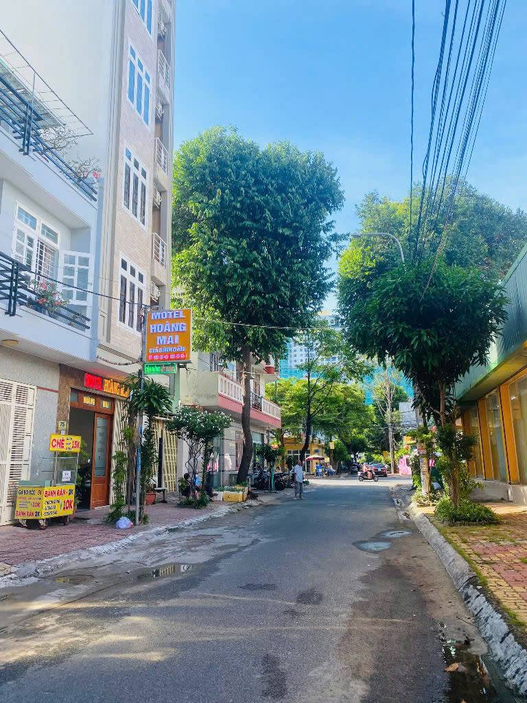 Bán Nhà Đẹp 1 trệt 2 lầu 1 tum, KĐT Chí Linh, P. Nguyễn An Ninh, Vũng Tàu _ 67.5M_ TN_ Giá 7.5 Tỷ