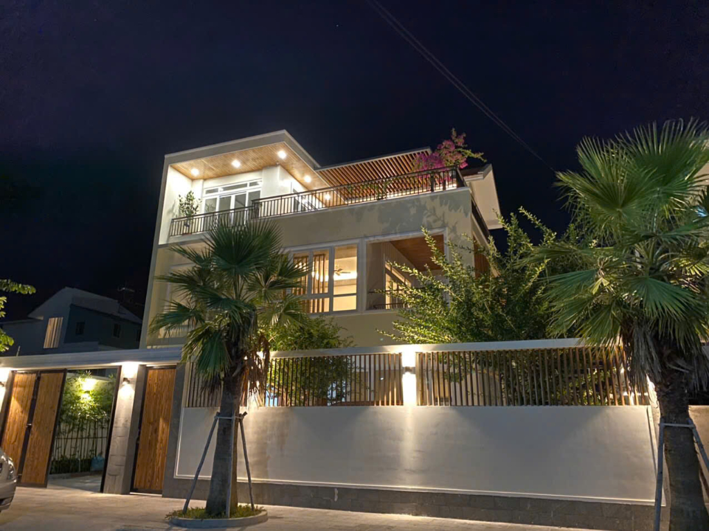 CHO THUÊ BIỆT THỰ 1 TRỆT 2 LẦU - KHU THANH BÌNH  - 330m  - CHỈ 50 TRIỆU/THÁNG
