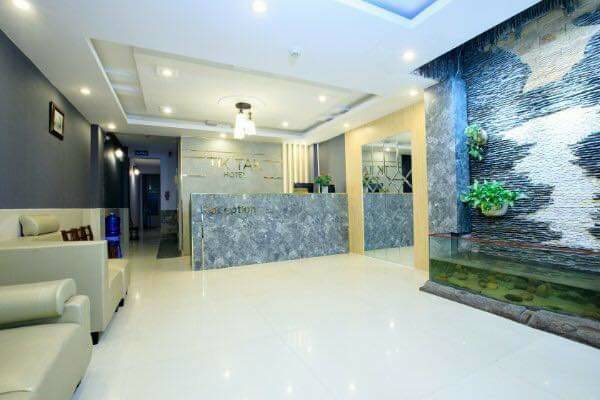 BÁN KHÁCH SẠN ĐƯỜNG LA VĂN CẦU KHU BÃI SAU, P. THẮNG TAM, TPVT- 105M - 5x21M - GIÁ 26 TỶ
