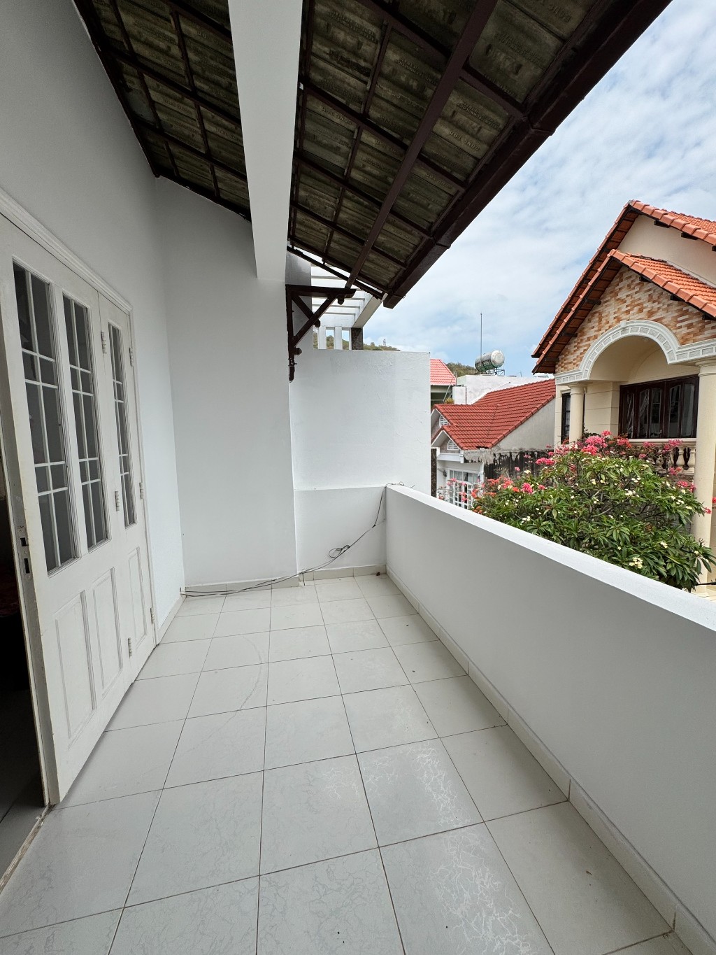BÁN NHÀ 1 TRỆT 2 LẦU ĐƯỜNG LẠC LONG QUÂN – PHƯỜNG VŨNG TÀU, TP.HCM, 95.6M (4.6x21)M, B, GIÁ 9.5 TỶ
