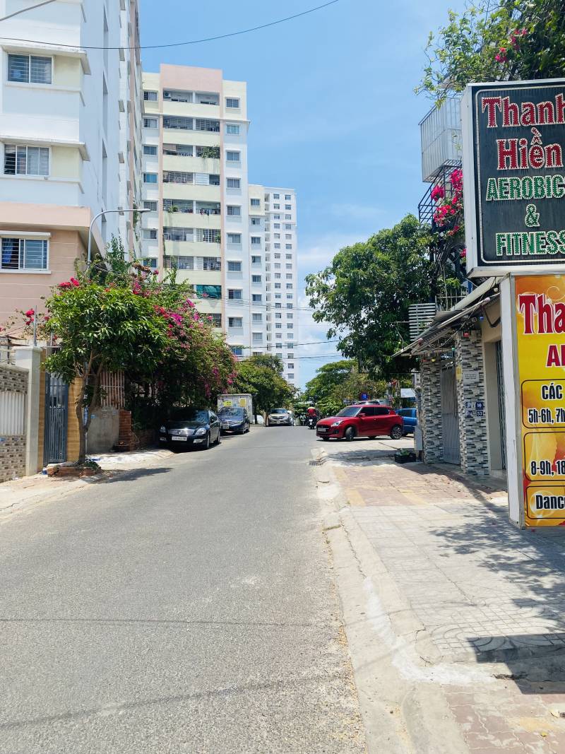 Bán đất Mặt hẻm 217 Nguyễn Hữu Cảnh , P. Thắng Nhất - DT: 100M2 (5x20)M - TB- Giá: 6 Tỷ