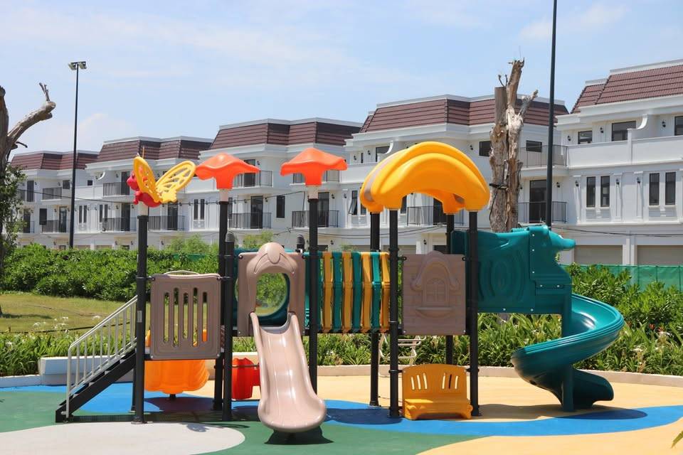 Bán Nhà Liền Kề KDC LAVIDA (Căn góc mảng xanh) , Phường 12 - DT: 91M2 (5.3x17.2)M - TB - Giá: 6.7 Tỷ