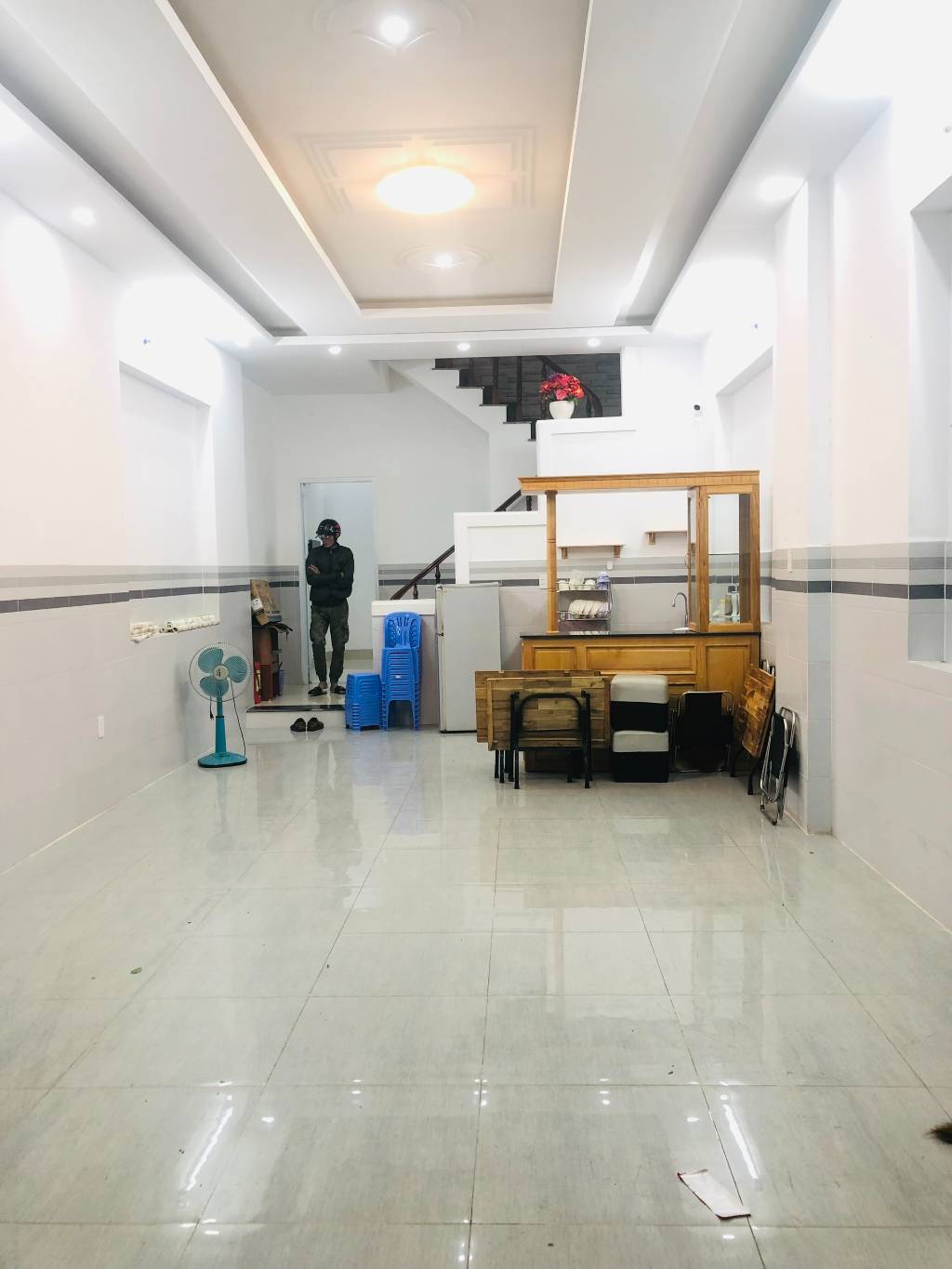 Cần bán nhà 1 trệt 2 lầu hẻm đường hoàng hoa thám, p2, tpvt_75m_ 5x15m _ giá 7.6 tỷ