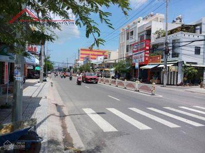 Bán Nhà MT đường 30/4, P12, TP Vũng Tàu - 102M2 (6.32x15.3)M - Giá: 13 Tỷ (TL)