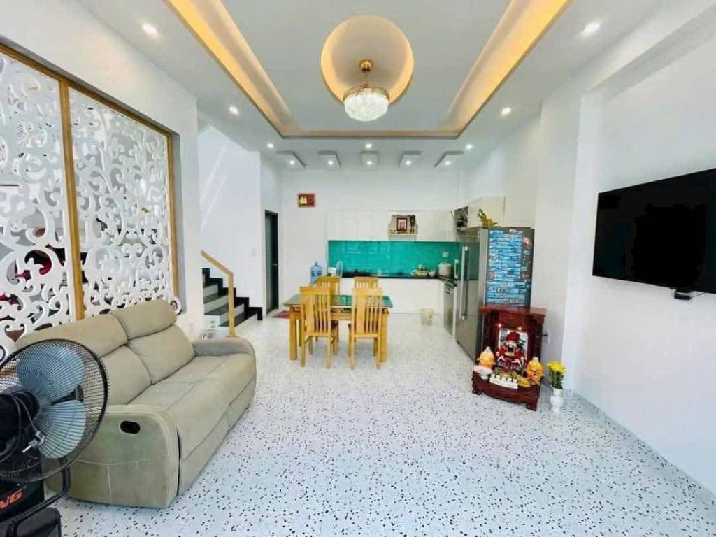 BÁN NHÀ GÓC 2 MẶT TIỀN – TRIỆU VIỆT VƯƠNG, P4, VŨNG TÀU  66M2 (8,5X7,7)M - DN - Giá 6.8 tỷ