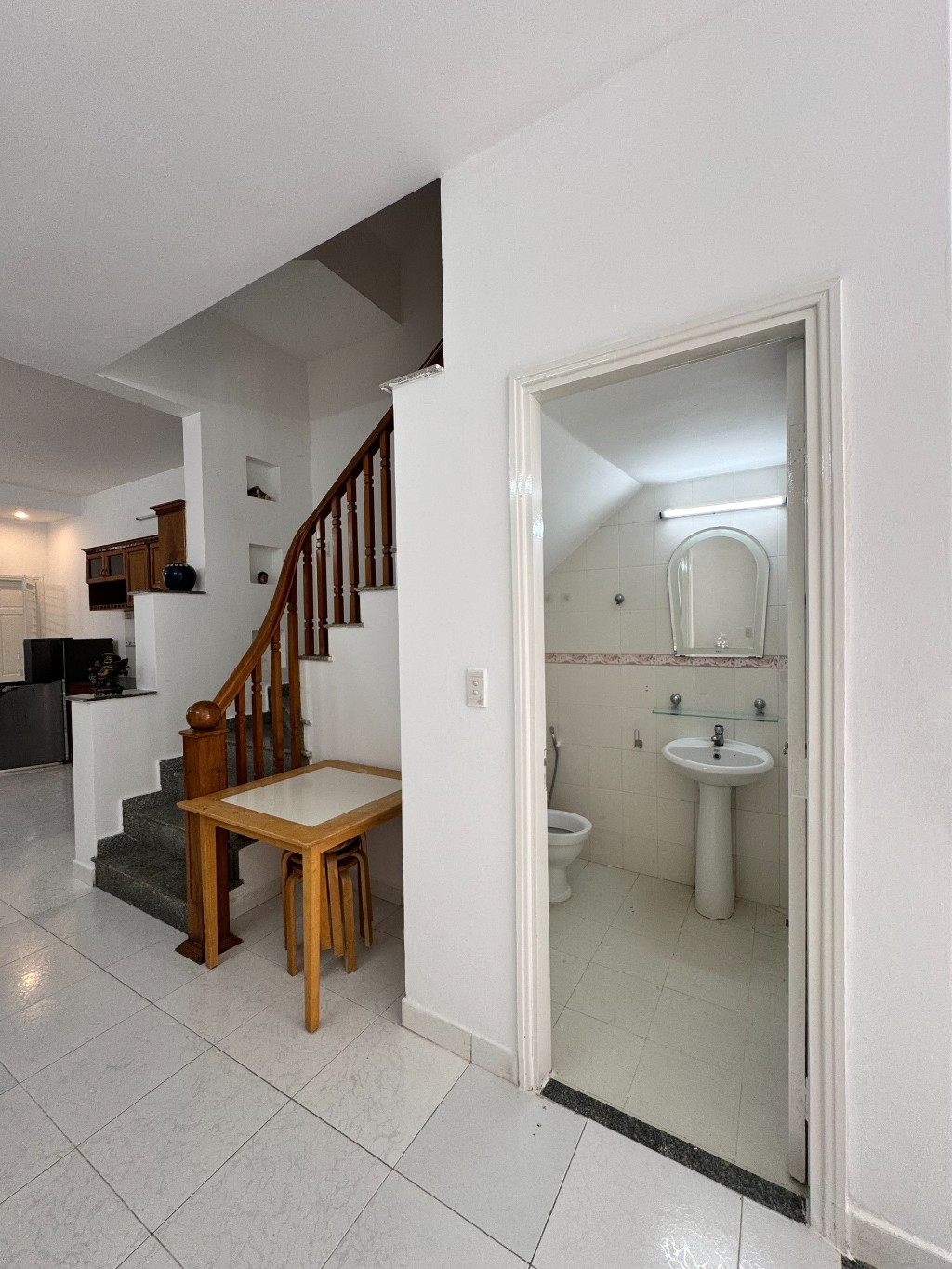BÁN NHÀ 1 TRỆT 2 LẦU ĐƯỜNG LẠC LONG QUÂN – PHƯỜNG VŨNG TÀU, TP.HCM, 95.6M (4.6x21)M, B, GIÁ 9.5 TỶ