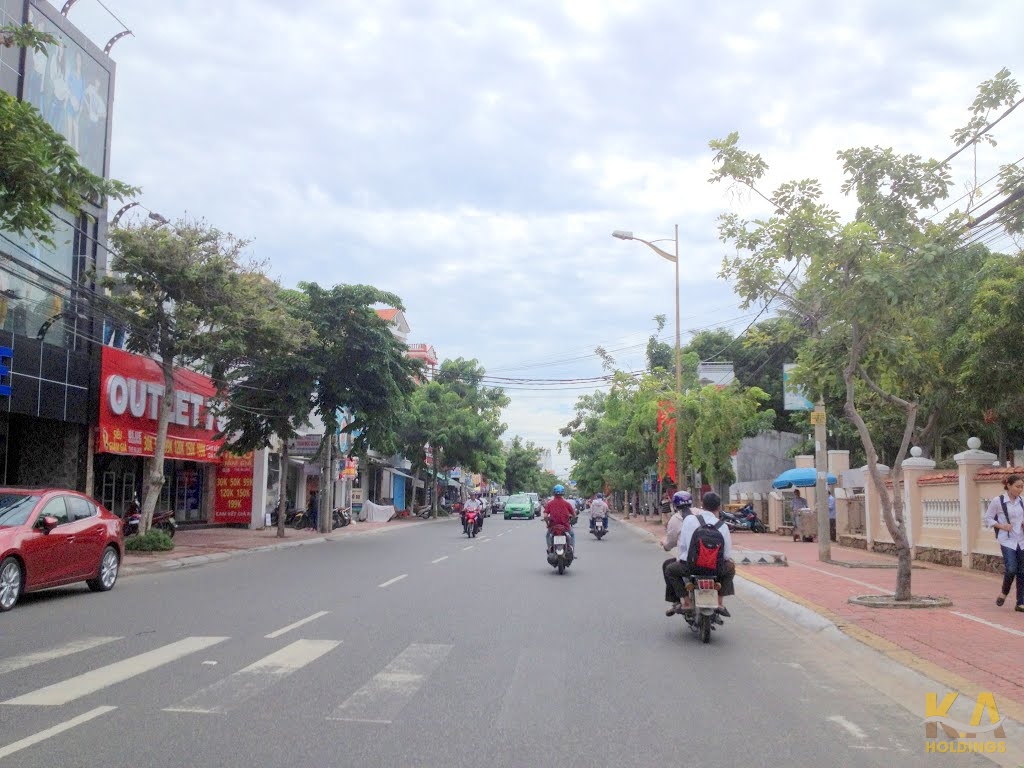 (HIẾM) BÁN NHÀ 1 TRỆT 2 LẦU MT ĐỘI CẤN - P.8 - 128M - NGANG 10.5M - GIÁ 21 TỶ (TL)