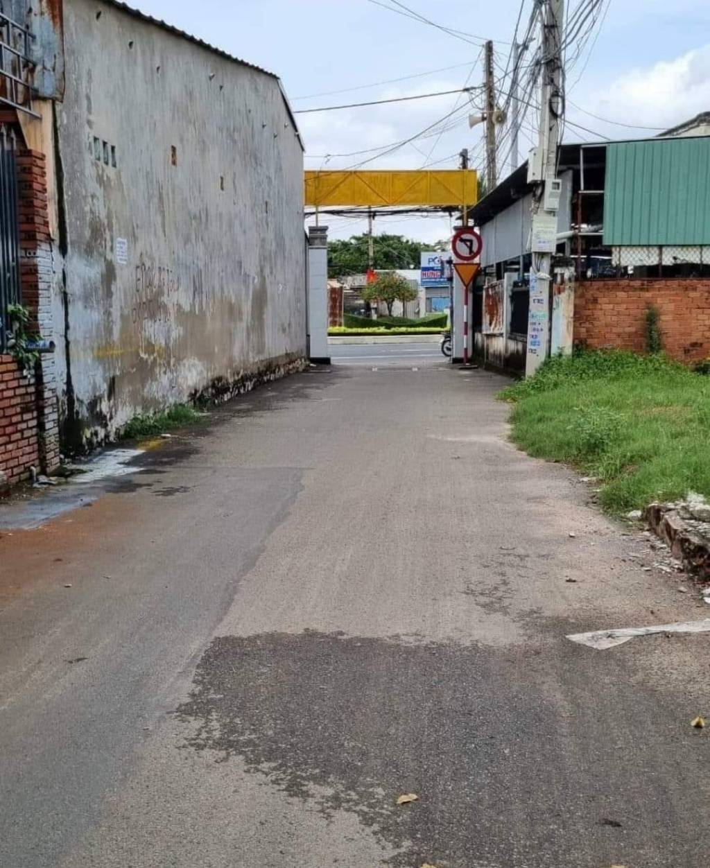 CẦN BÁN GẤP ĐẤT 2MT HẺM 1796 & 1744 ĐƯỜNG VÕ NGUYÊN GIÁP_P12_ TP VŨNG TÀU_GIÁ 8 TỶ