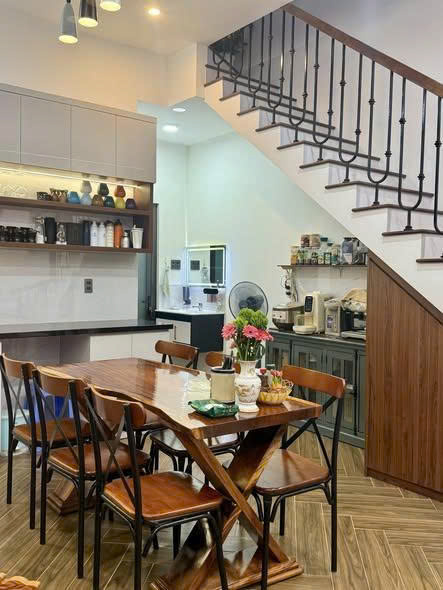 BÁN NHÀ 1 TRÊT 1 LẦU,  PHẠM THẾ HIỂN , P. VŨNG TÀU, TP. VŨNG TÀU - 62M²(4,5 x 12M) - TÂY - GIÁ 5.5 TỶ