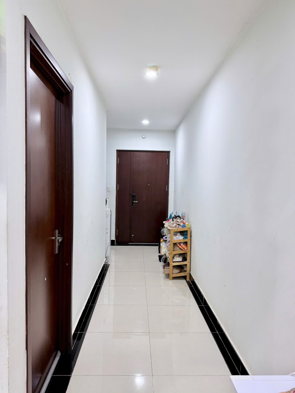BÁN CĂN HỘ PHOENIX  - TẦNG CAO - 52M - ĐÔNG NAM - VIEW HỒ - GIÁ 2.35 TỶ (TL)