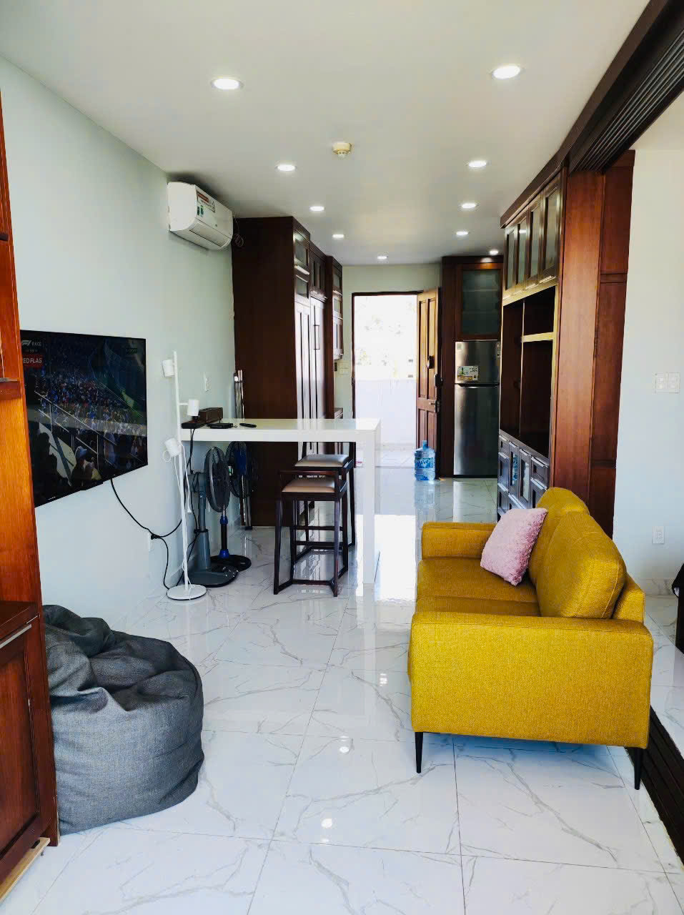 Cần bán căn hộ Chung Cư Thuỷ Tiên Tầng Trung - Số 84 - Trần Phú - TP Vũng Tàu - Giá 2.25 Tỷ