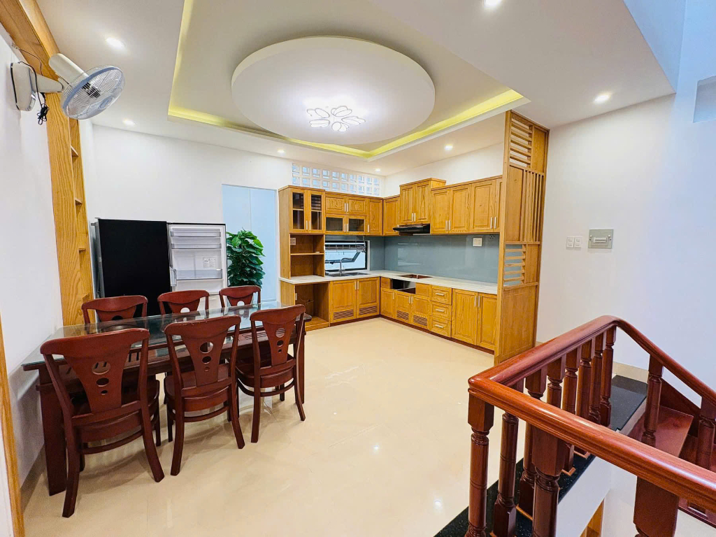 BÁN NHÀ 1 TRỆT 3 LẦU ĐƯỜNG BÌNH GIÃ, P8 - 75M (5 x 15)M - ĐÔNG NAM - ĐƯỜNG 6M - GIÁ 9.3 TỶ (TL)